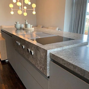 Wohnküche DADA HL6 Lack London Sky 3D Beige Massivholz Sunrise Oak Marmor Grau Inklusive E-Geräte