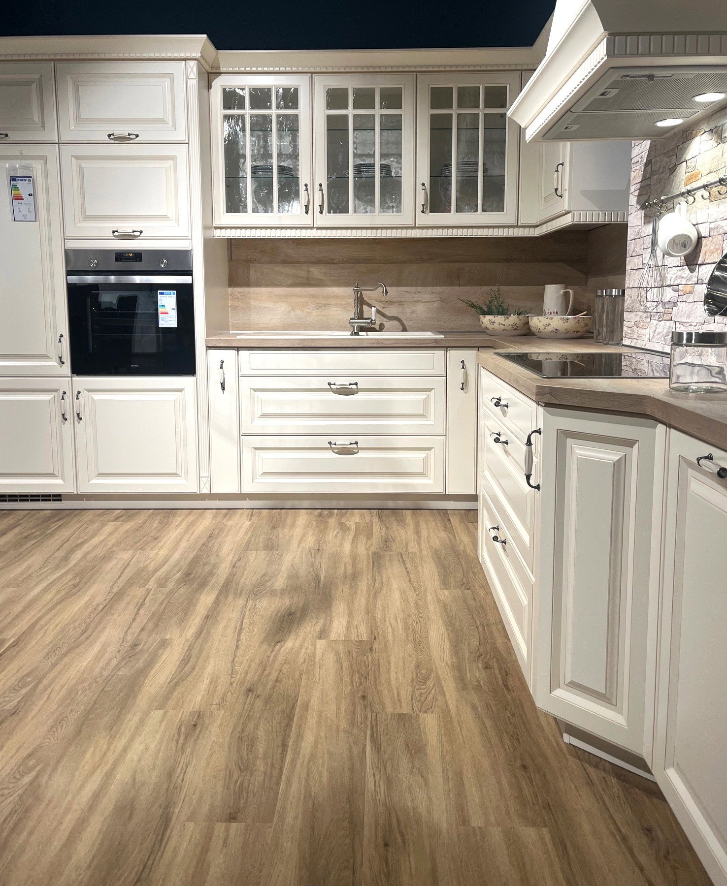 Landhausküche Castello Holzwerkstoff Magnolia Gewischt Weiß Inklusive E-Geräte