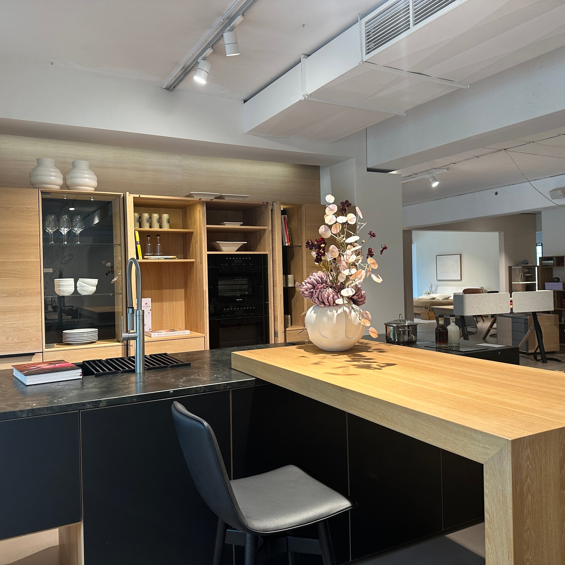 Küche Eiche Weiß Geölt Und Glas Schwarz Matt